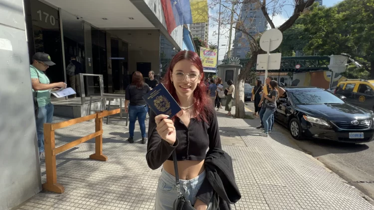 venezolanos en argentina, pasaporte, consulado